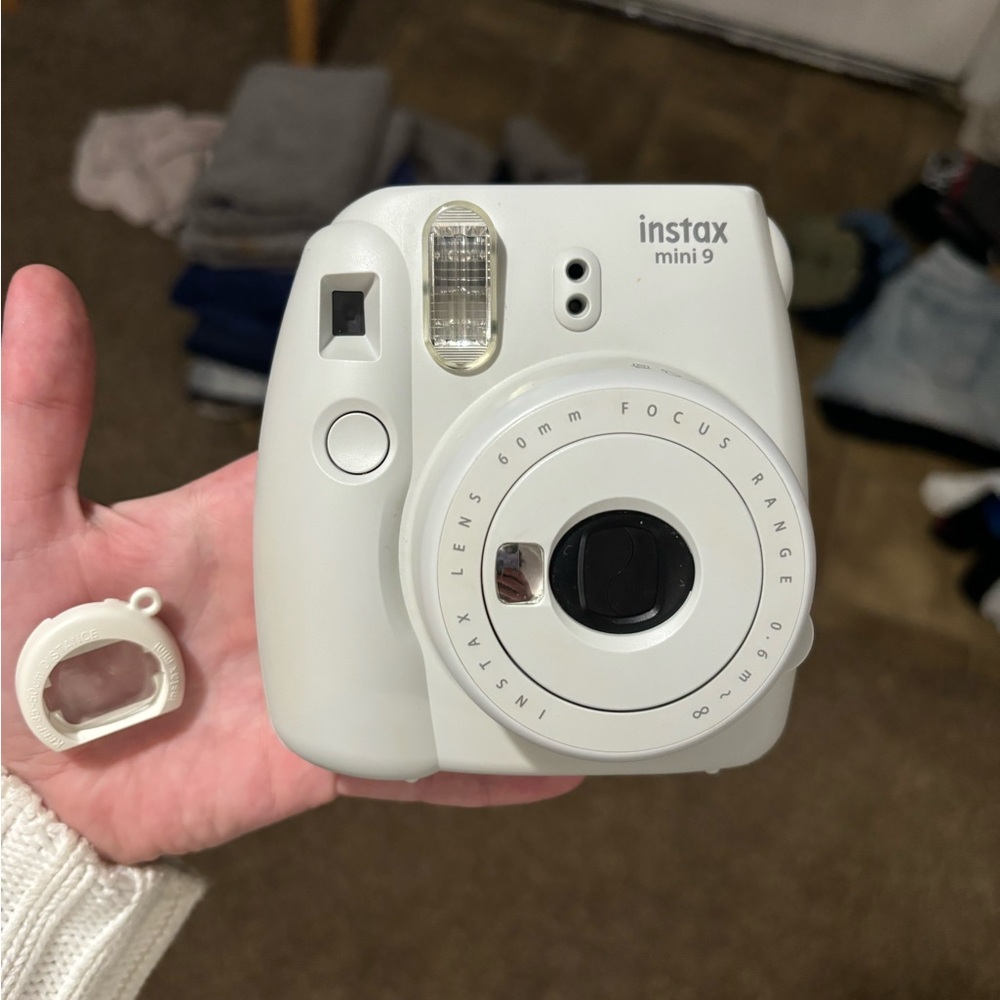 SOLD Instax Mini 9